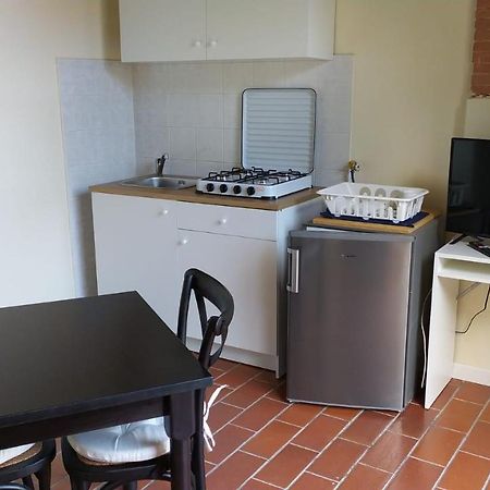 Montevecchio Apartments Montopoli in Val dʼArno Dış mekan fotoğraf