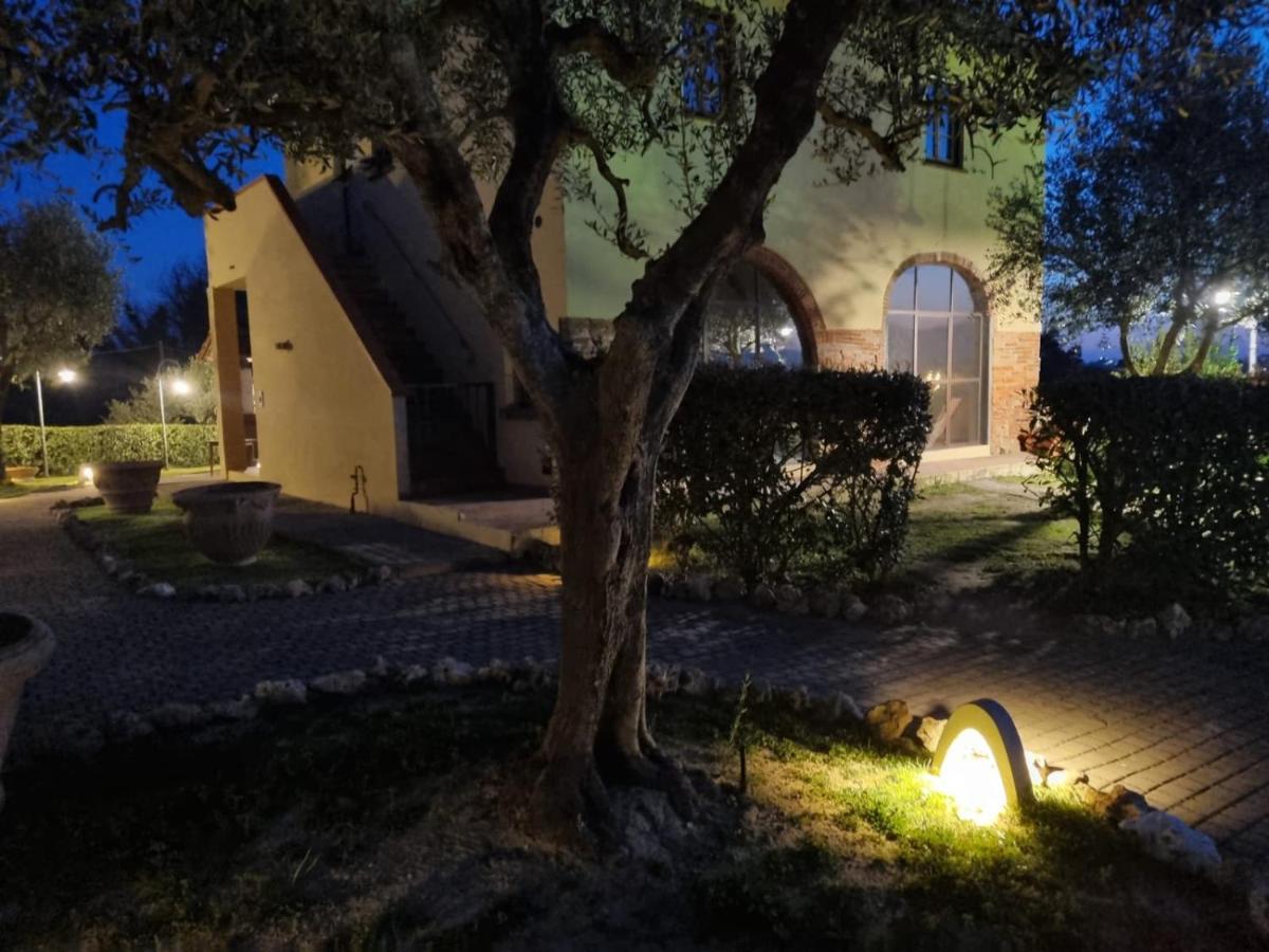 Montevecchio Apartments Montopoli in Val dʼArno Dış mekan fotoğraf