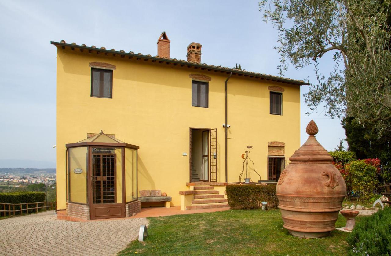 Montevecchio Apartments Montopoli in Val dʼArno Dış mekan fotoğraf