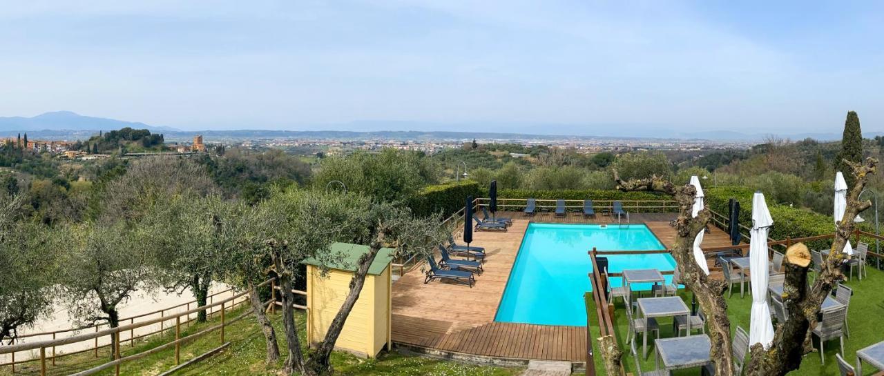 Montevecchio Apartments Montopoli in Val dʼArno Dış mekan fotoğraf