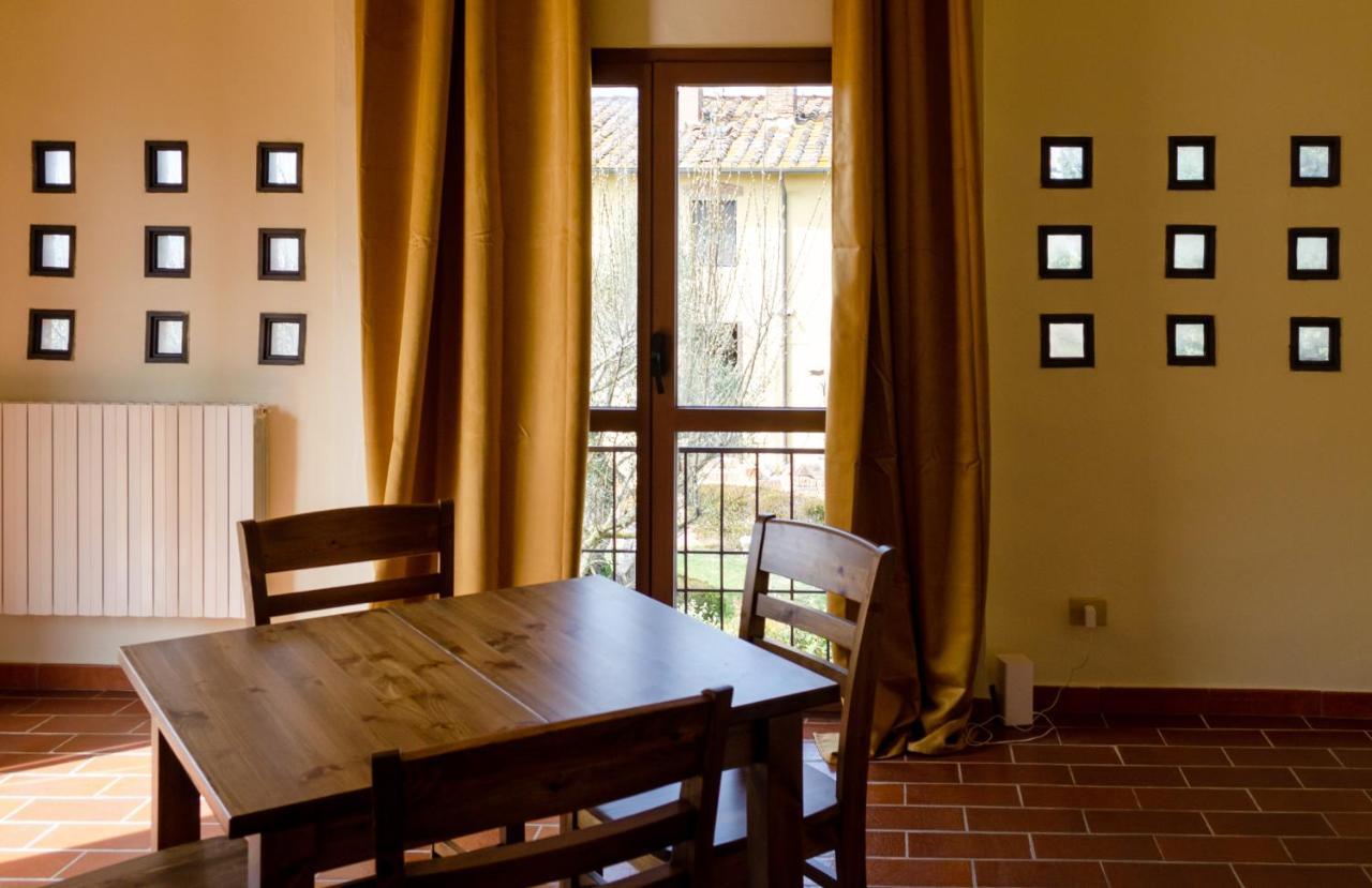 Montevecchio Apartments Montopoli in Val dʼArno Dış mekan fotoğraf