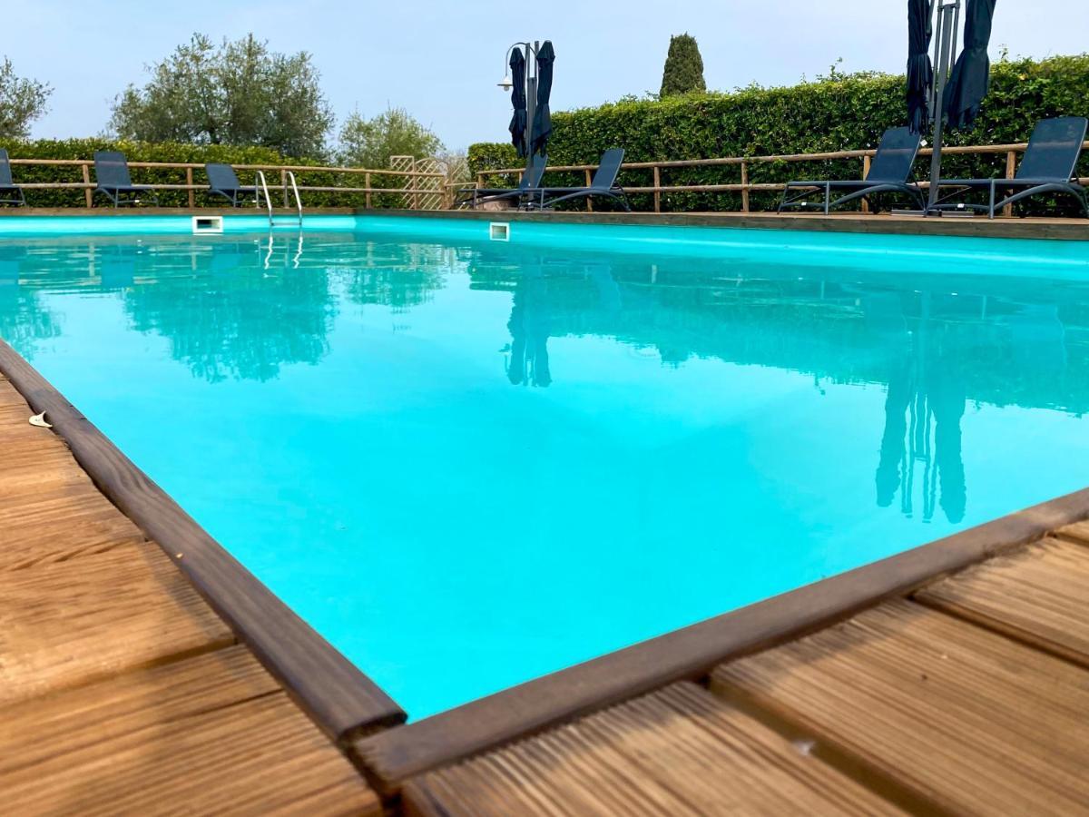 Montevecchio Apartments Montopoli in Val dʼArno Dış mekan fotoğraf