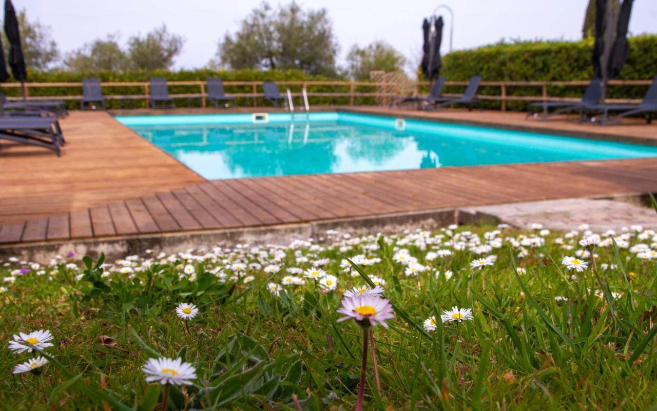 Montevecchio Apartments Montopoli in Val dʼArno Dış mekan fotoğraf